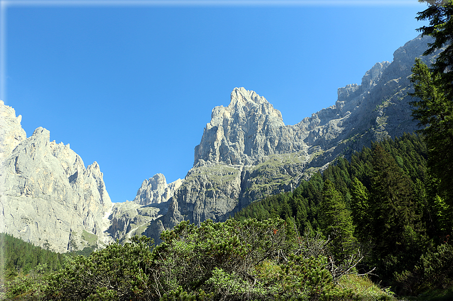 foto Rifugio Pradidali